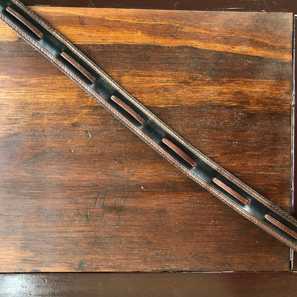 Vintage Leather Black / Brown Leather Belt - Picture 5 of 6